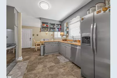 518 Crane Avenue, Greenville, SC 29617 - Photo 12
