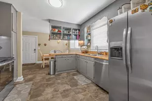 518 Crane Ave, Greenville, SC 29617 - Photo 12
