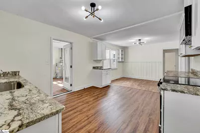 207 Elm Street, Clinton, SC 29325 - Photo 8