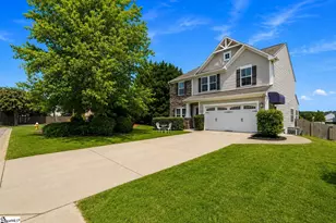 1 Twinings Dr, Simpsonville, SC 29681 - Photo 4