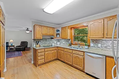 205 Colony Road, Taylors, SC 29687 - Photo 12