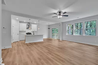 4 A Henderson Drive, Travelers Rest, SC 29690 - Photo 2
