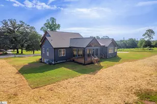 411 Stewart Gin Rd, Liberty, SC 29657 - Photo 8