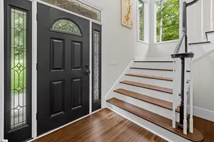 142 W Bay View Dr, Seneca, SC 29672 - Photo 2