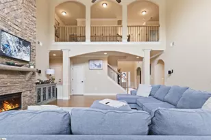 230 Tuxedo Ln, Greer, SC 29651 - Photo 4