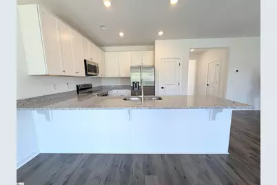 1294 Westgate Village Drive, Spartanburg, SC 29301 - Photo 4