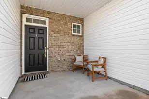 15 Loebner Ln, Simpsonville, SC 29680 - Photo 2