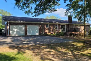 105 Blakely Ave, Laurens, SC 29360 - Photo 2
