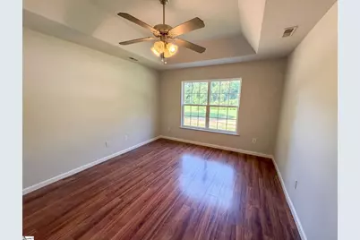 102 Hayworth Avenue, Clinton, SC 29325 - Photo 4