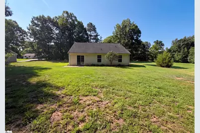 102 Hayworth Avenue, Clinton, SC 29325 - Photo 6