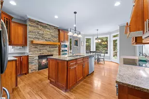 401 W Rockcliff Ct, Seneca, SC 29672 - Photo 14