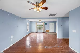 240 Ashley Danielle Dr, Duncan, SC 29334 - Photo 6