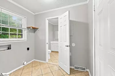 107 Windsor Street, Simpsonville, SC 29681 - Photo 10