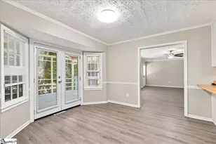 200 E Shefford St, Greer, SC 29650 - Photo 14