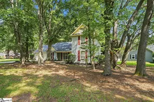 200 E Shefford St, Greer, SC 29650 - Photo 2