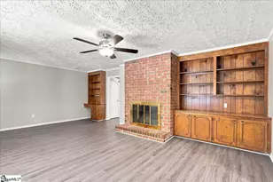 200 E Shefford St, Greer, SC 29650 - Photo 16
