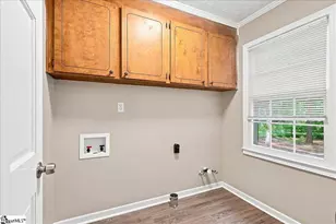 200 E Shefford St, Greer, SC 29650 - Photo 18