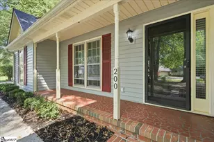 200 E Shefford St, Greer, SC 29650 - Photo 4