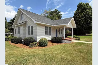 210 W Maple Street, Clinton, SC 29325 - Photo 1
