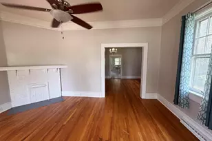 210 W Maple St, Clinton, SC 29325 - Photo 8