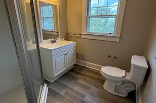 210 W Maple St, Clinton, SC 29325 - Photo 24