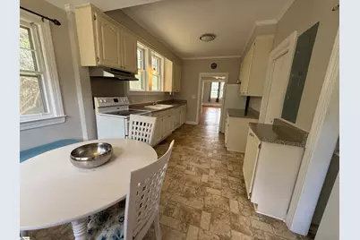 210 W Maple Street, Clinton, SC 29325 - Photo 14