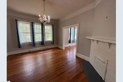 210 W Maple Street, Clinton, SC 29325 - Photo 10