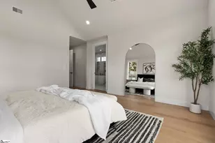 223 S Calhoun St, Greenville, SC 29601 - Photo 32