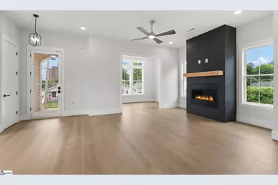 223 S Calhoun Street, Greenville, SC 29601 - Photo 8