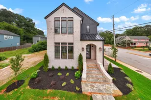 223 S Calhoun St, Greenville, SC 29601 - Photo 2