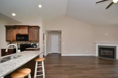 800 Broadway School Road, Belton, SC 29627 - Photo 6