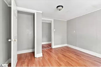 322 W Wilburn Avenue, Greenville, SC 29611 - Photo 14