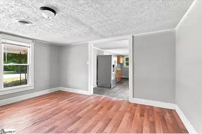 322 W Wilburn Avenue, Greenville, SC 29611 - Photo 10