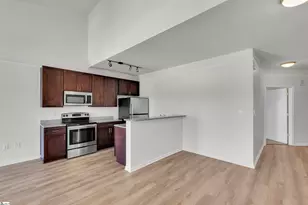 233 N Main St, Greenville, SC 29601 - Photo 6