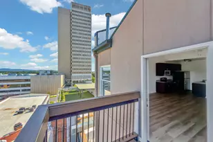 233 N Main St, Greenville, SC 29601 - Photo 18