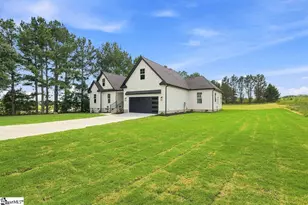 48 Lester Rd, Williamston, SC 29697 - Photo 4
