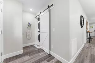 6 Heatherly Dr, Greenville, SC 29611 - Photo 18
