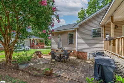 109 Hilldale Avenue, Laurens, SC 29360 - Photo 32
