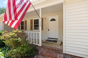 320 Bates View Dr, Travelers Rest, SC 29690 - Photo 6