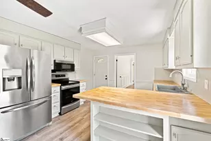320 Bates View Dr, Travelers Rest, SC 29690 - Photo 22