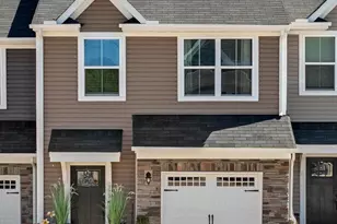 130 Marthawood Ln, Greer, SC 29650 - Photo 2