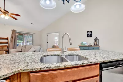 305 Bent River Drive, Inman, SC 29349 - Photo 14