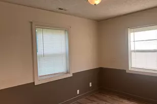 405 Elizabeth St, Clinton, SC 29325 - Photo 12