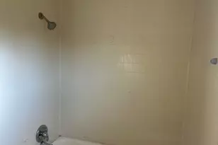 405 Elizabeth St, Clinton, SC 29325 - Photo 18