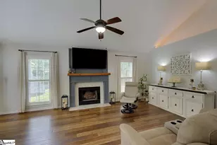 9 Fieldcrest Ct, Simpsonville, SC 29681 - Photo 8