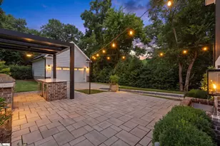 13 E Tallulah Dr, Greenville, SC 29605 - Photo 36