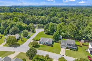 2 Avebury Ct, Travelers Rest, SC 29690 - Photo 32