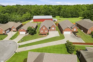 10 Hartsfield Ct, Easley, SC 29642 - Photo 32