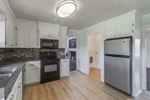 856 Neely Ferry Rd, Gray Court, SC 29645 - Photo 10