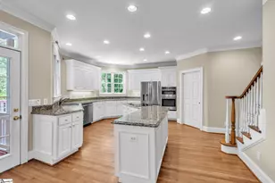 401 Rivercrest Dr, Taylors, SC 29687 - Photo 12